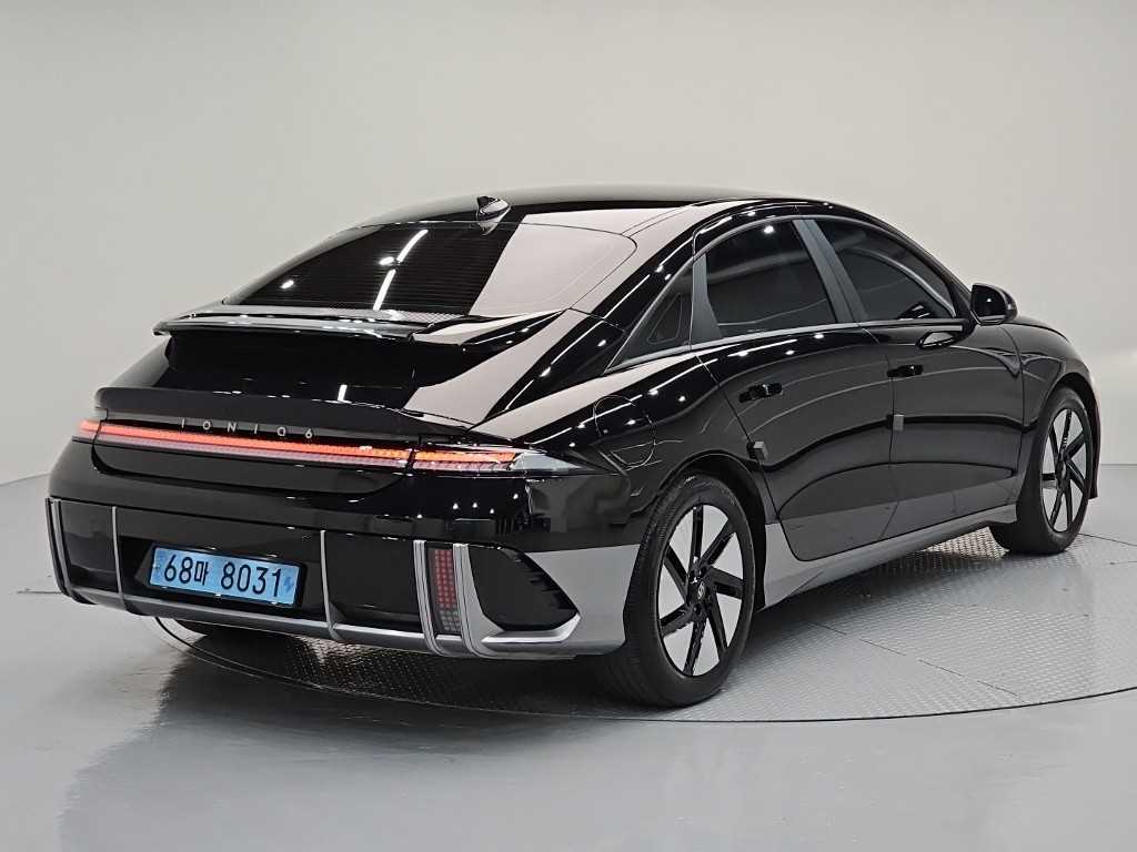 HYUNDAI Ioniq 6 - Vista 6