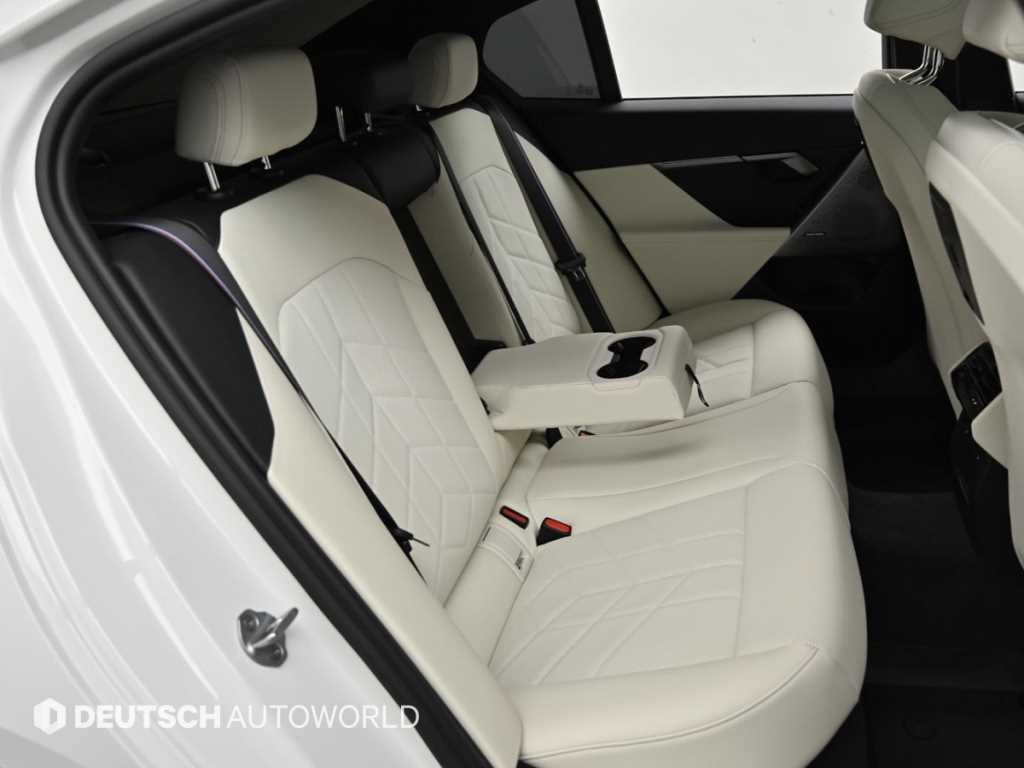 BMW 5 Series 2025 Blanco - Importación desde Corea - HF Imports Iquique - Foto 14