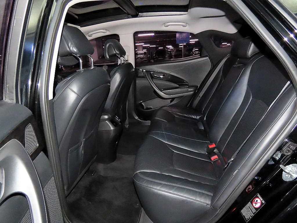 HYUNDAI Grandeur - Vista 9