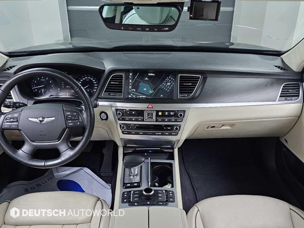 Genesis G80 - Vista 9