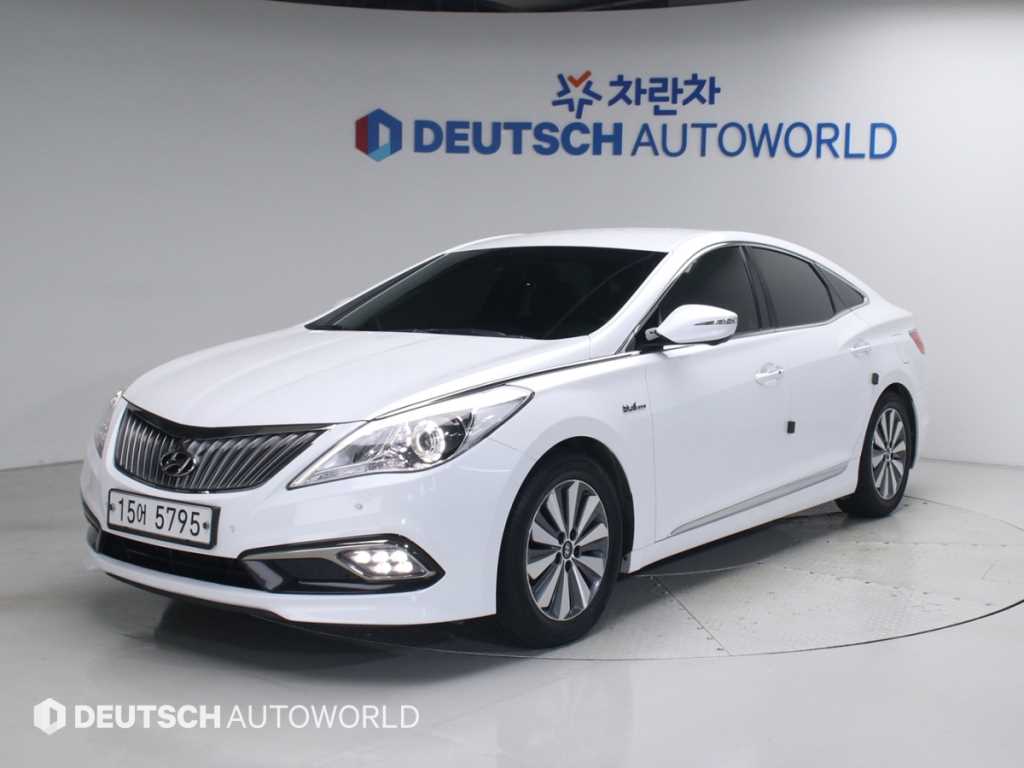 HYUNDAI Grandeur 2015 Blanco - Importación desde Corea - HF Imports Iquique - Foto 1