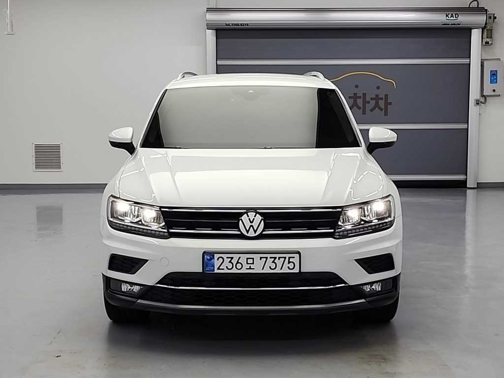 Volkswagen Tiguan - Vista 2