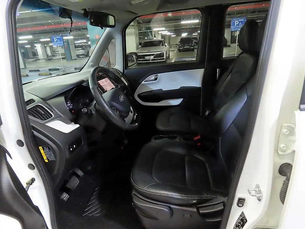 KIA Ray - Vista 8