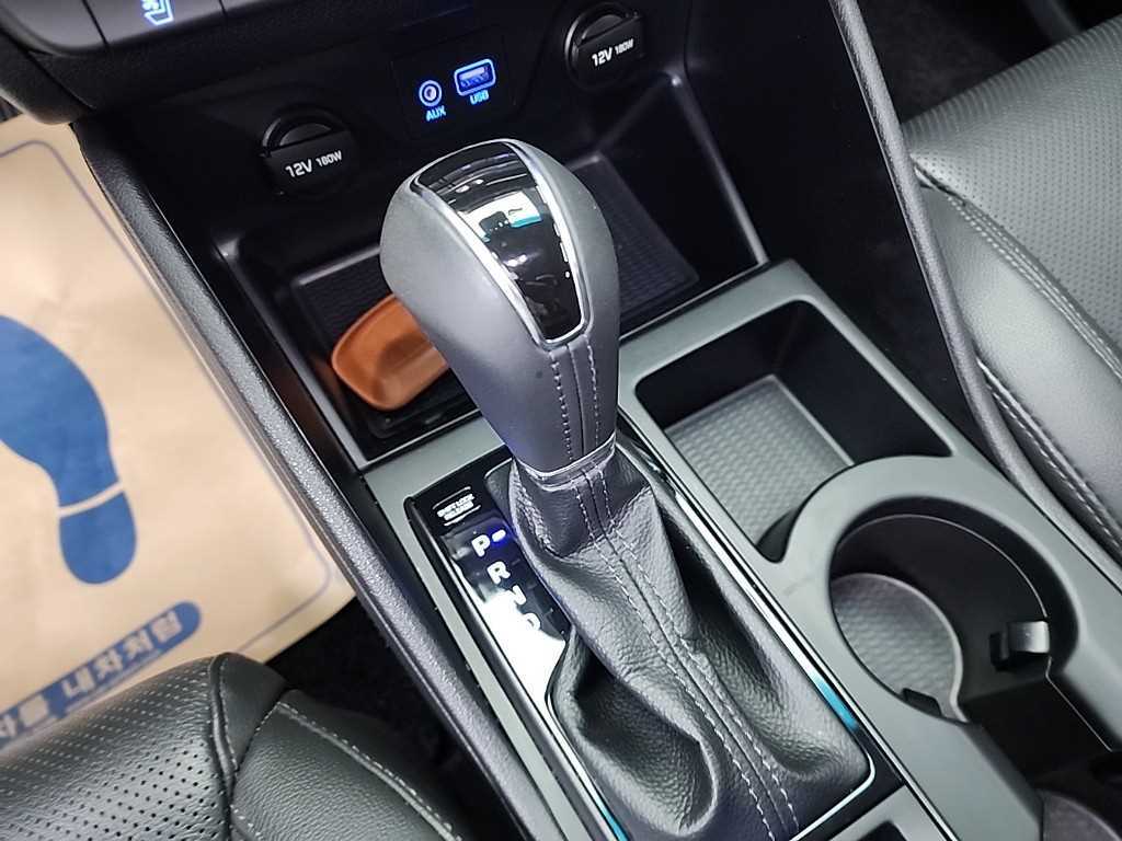 HYUNDAI Tucson - Vista 10