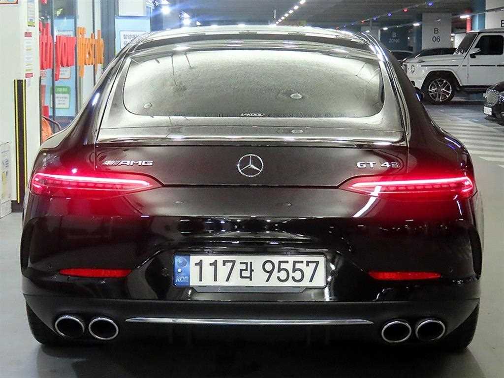 Mercedes Benz AMG GT - Vista 7