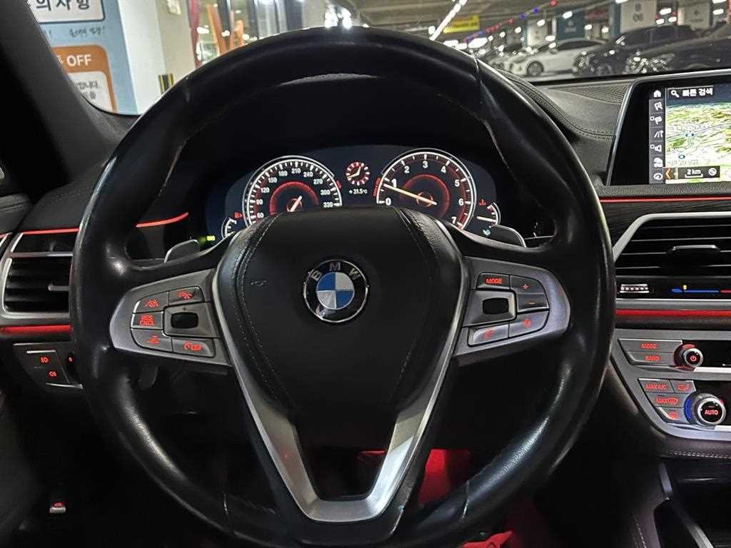 BMW 7 Series 2017 Negro - Importación desde Corea - HF Imports Iquique - Foto 13