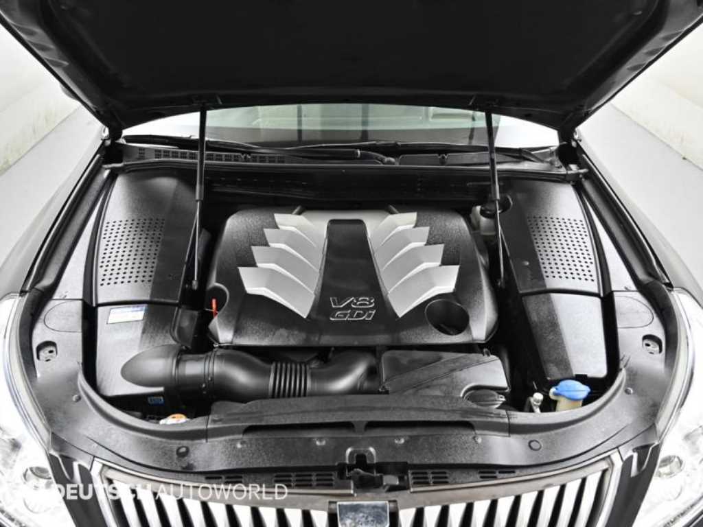 HYUNDAI Equus - Vista 8