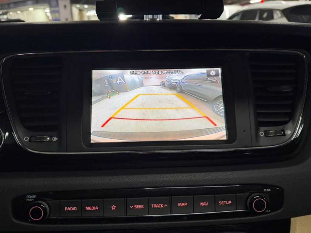 KIA Carnival 2017 Blanco - Importación desde Corea - HF Imports Iquique - Foto 13