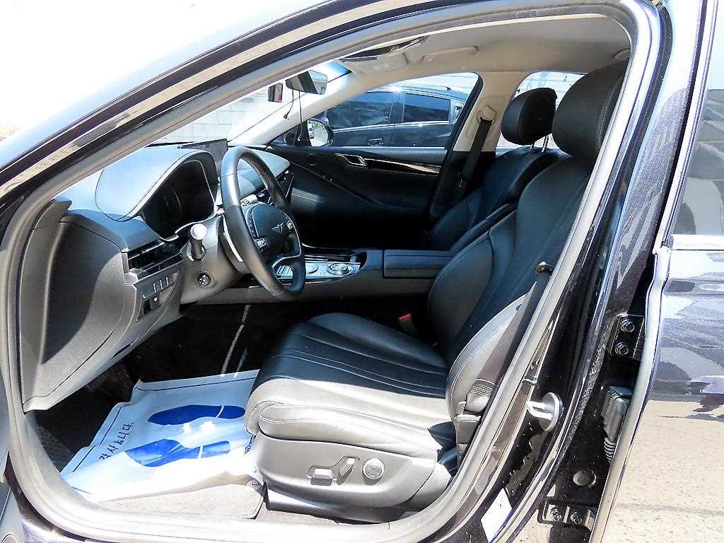 Genesis G80 - Vista 7