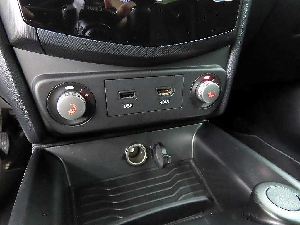 Ssangyong Tivoli 2017 Blanco - Importación desde Corea - HF Imports Iquique - Foto 15