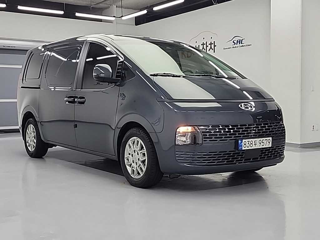 HYUNDAI Staria - Vista 6