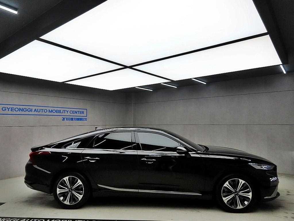 KIA K8 - Vista 2