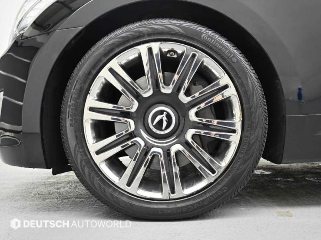 HYUNDAI Equus - Vista 7