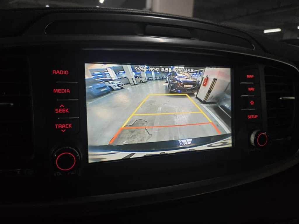 KIA Sorento - Vista 11
