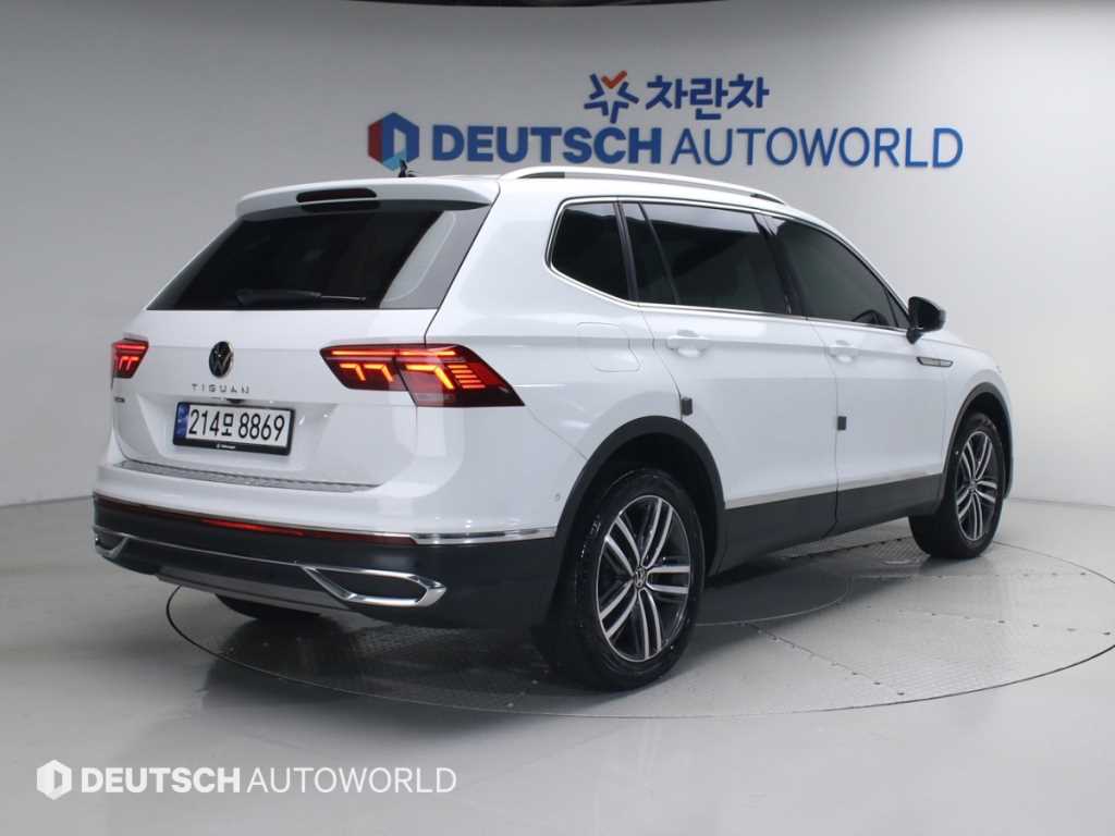Volkswagen Tiguan - Vista 2