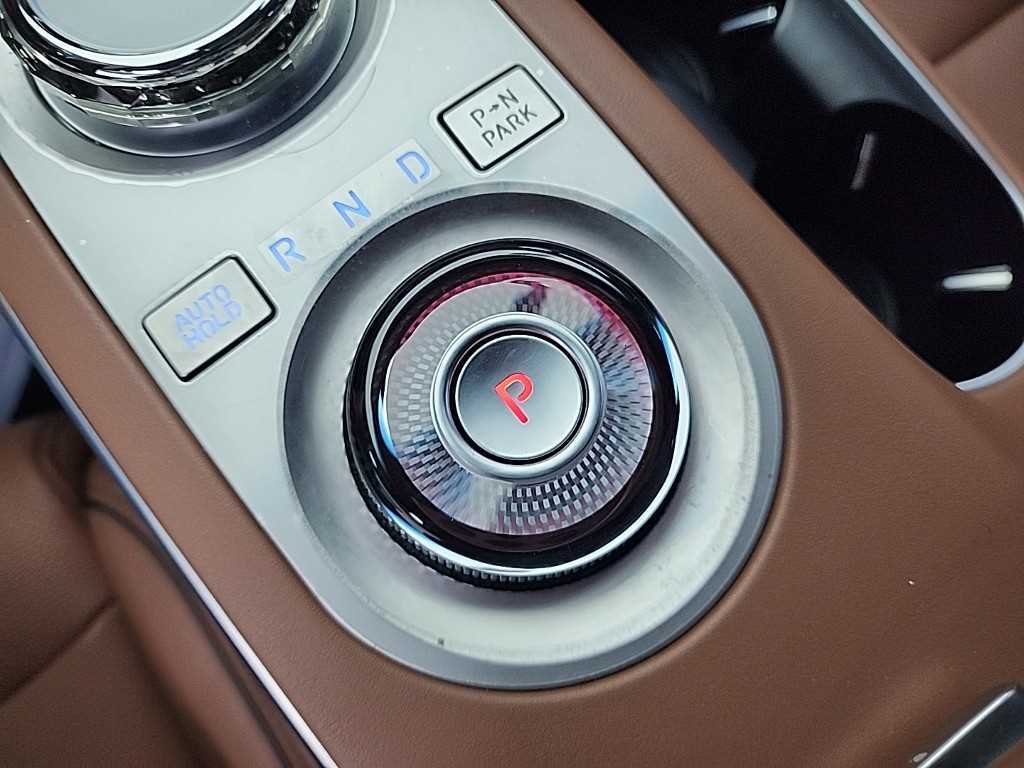 Genesis GV70 - Vista 10