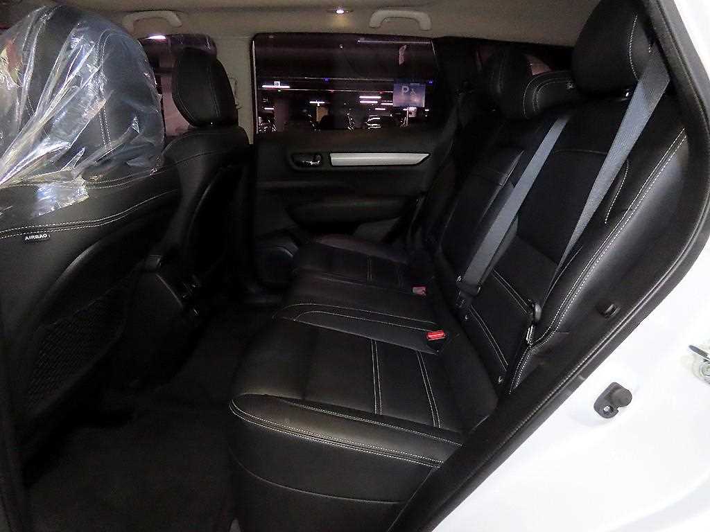 SAMSUNG QM6 - Vista 9
