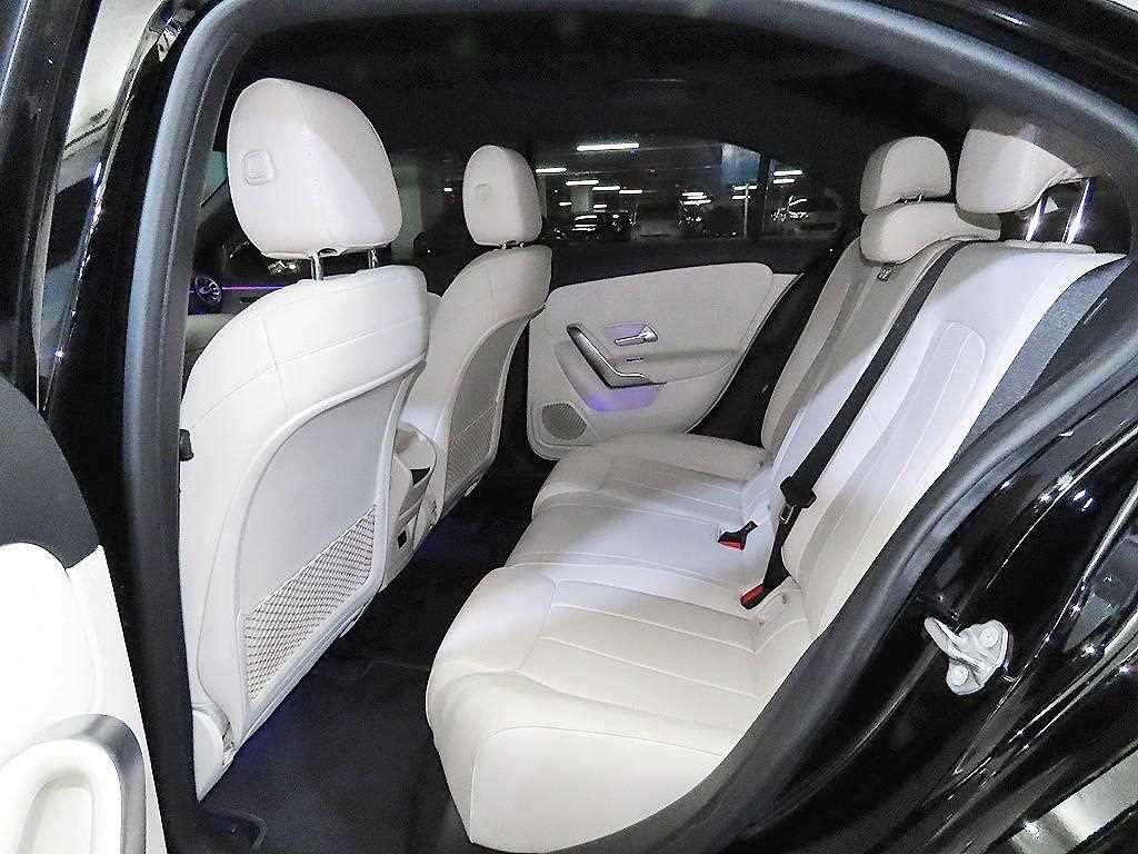 Mercedes Benz A Class - Vista 10