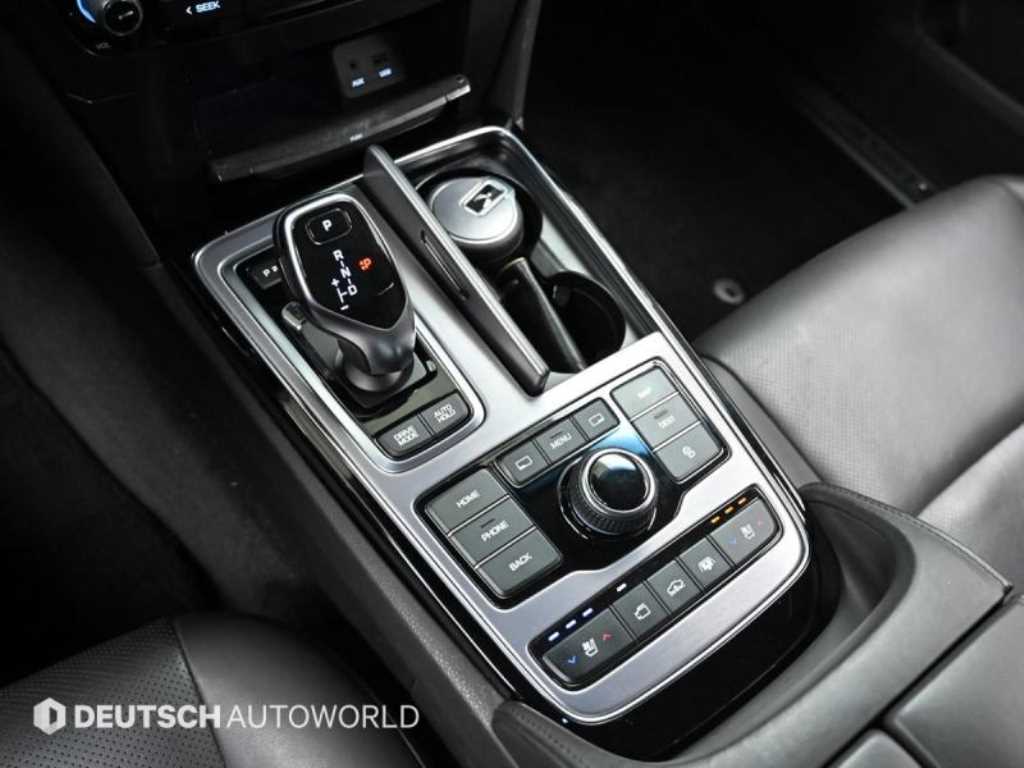 HYUNDAI Equus - Vista 11