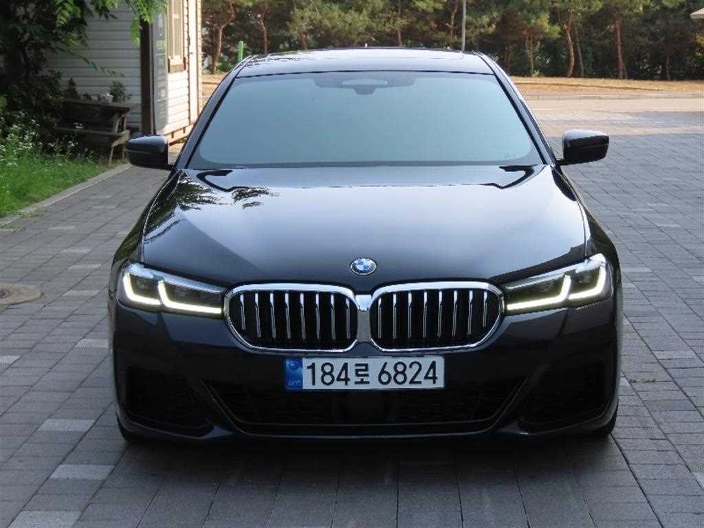 BMW 5 Series 2022 - Importación desde Corea - HF Imports Iquique - Foto 1