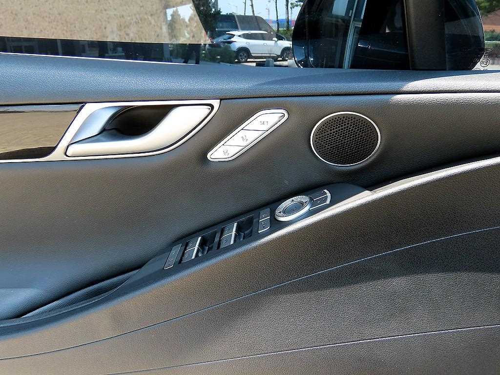 Genesis G80 2020 Negro - Importación desde Corea - HF Imports Iquique - Foto 13