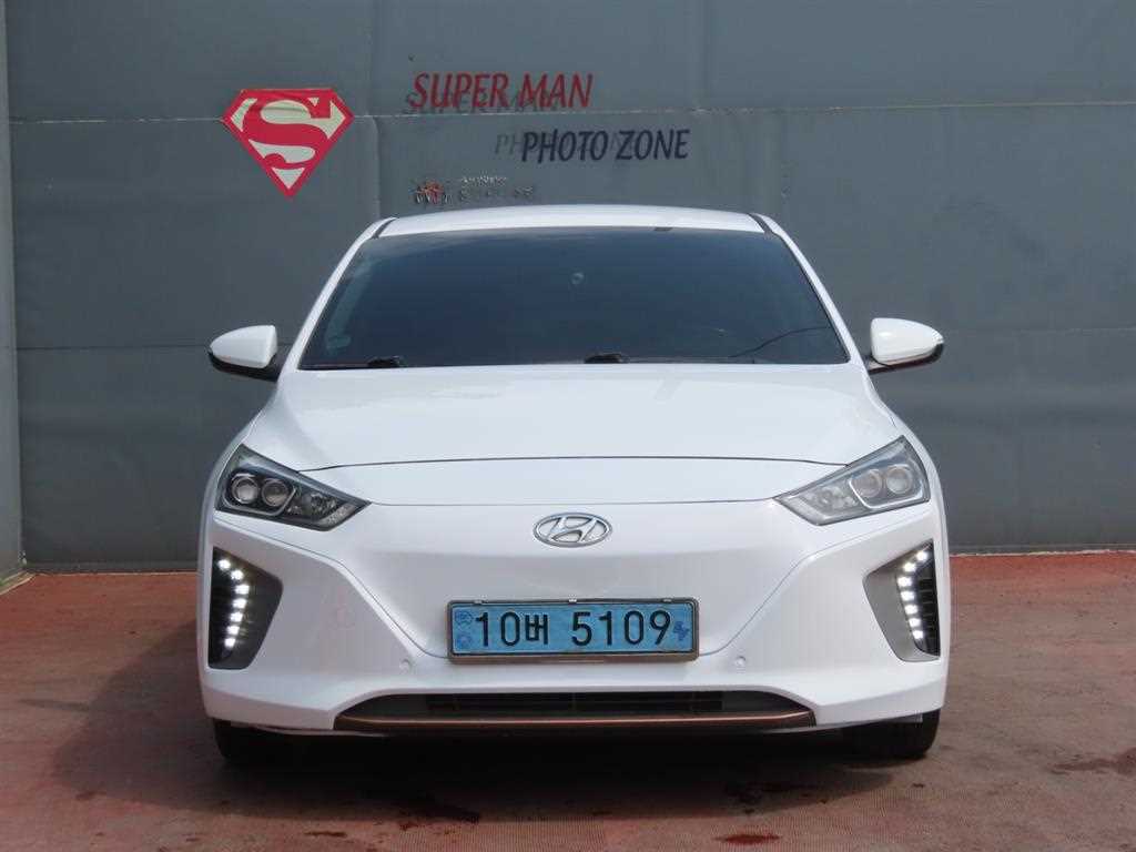 HYUNDAI Ioniq - Vista 2