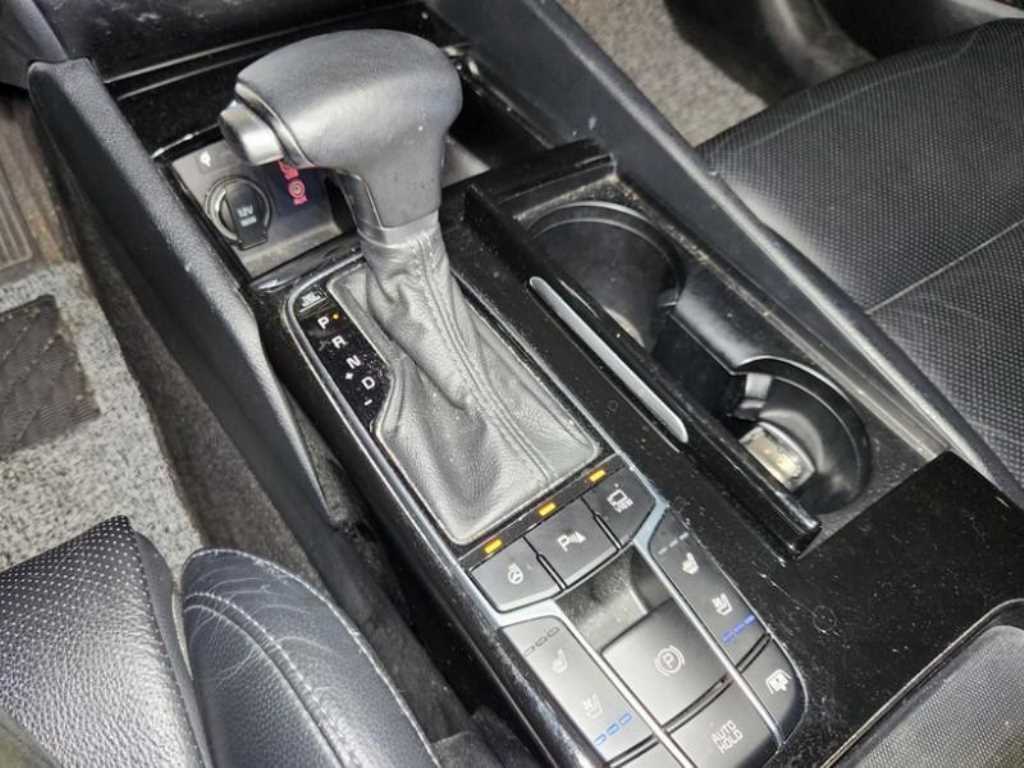 KIA K7 - Vista 8