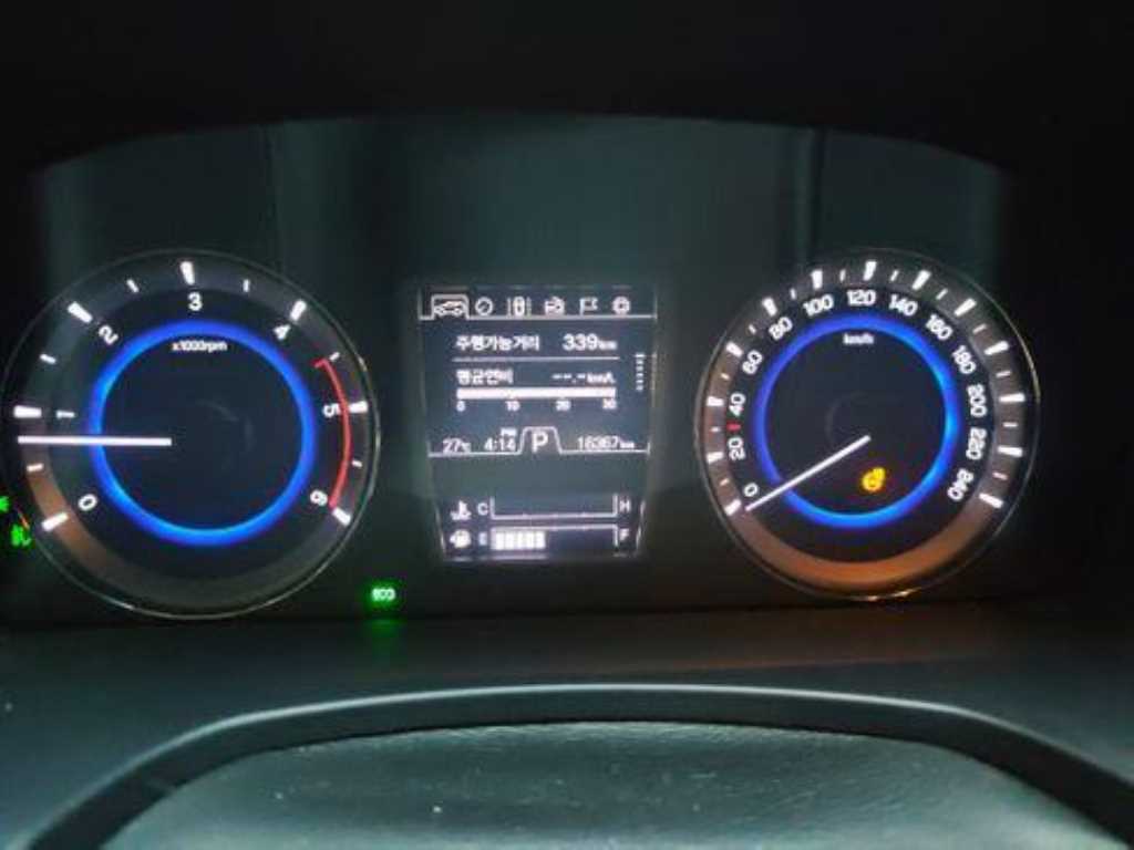 Ssangyong Rexton - Vista 8