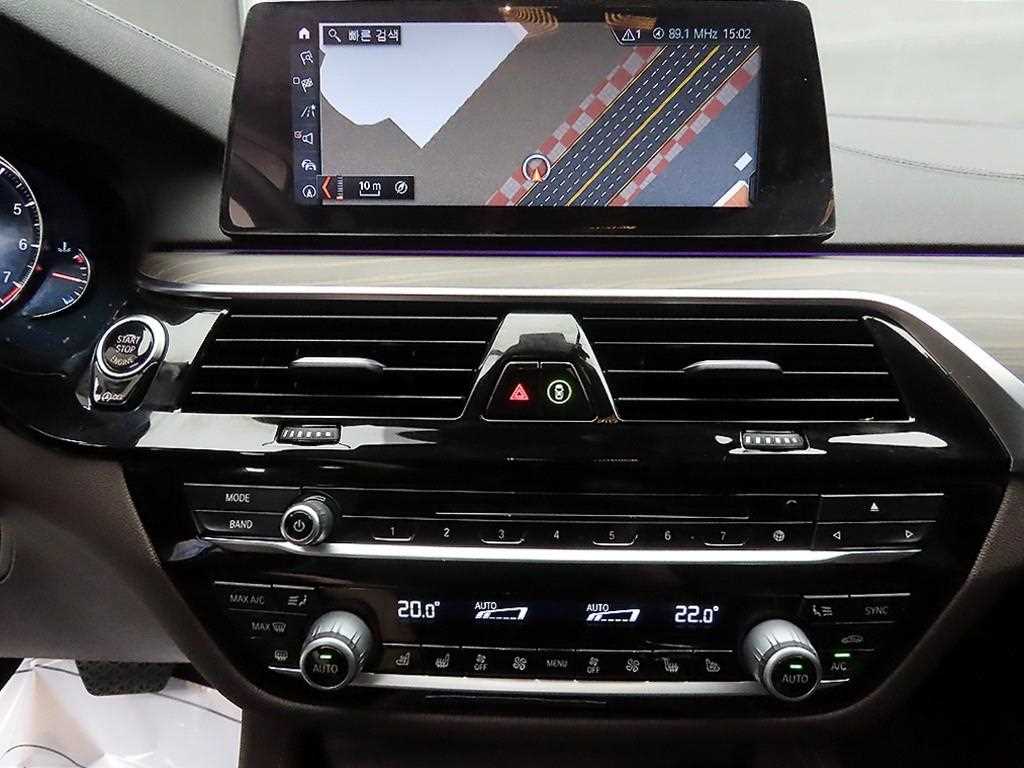 BMW 5 Series 2018 Gris - Importación desde Corea - HF Imports Iquique - Foto 16