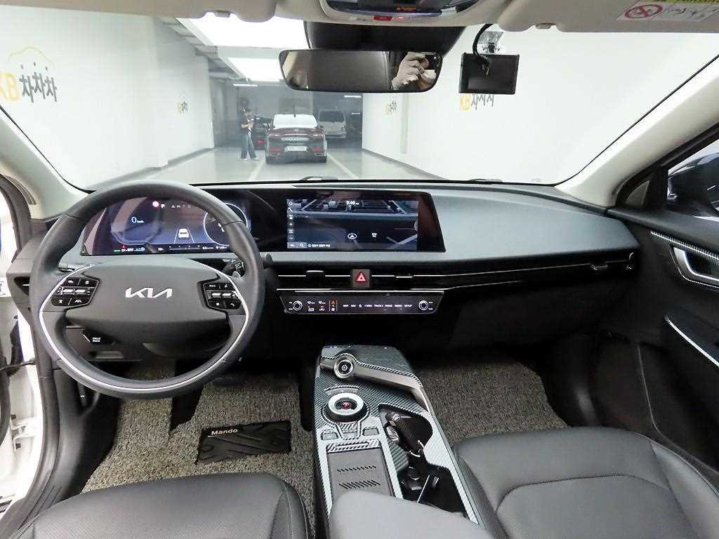 KIA EV6 - Vista 8
