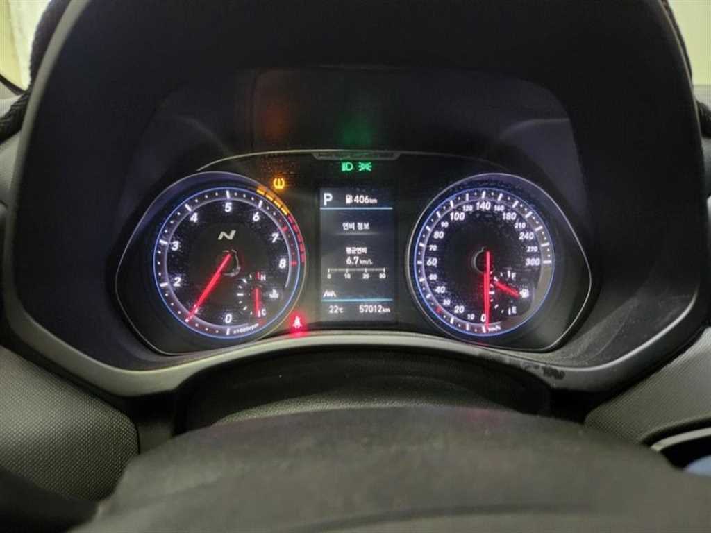 HYUNDAI Veloster - Vista 10