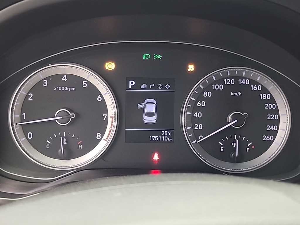 HYUNDAI Grandeur - Vista 8