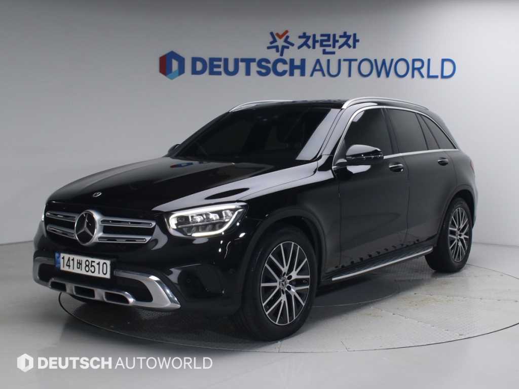 Mercedes Benz GLC Class 2021 Negro - Importación desde Corea - HF Imports Iquique - Foto 1