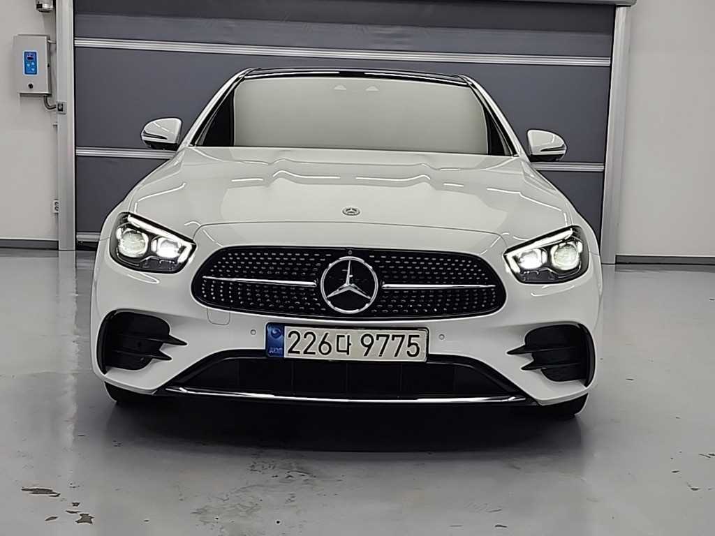 Mercedes Benz E class - Vista 2