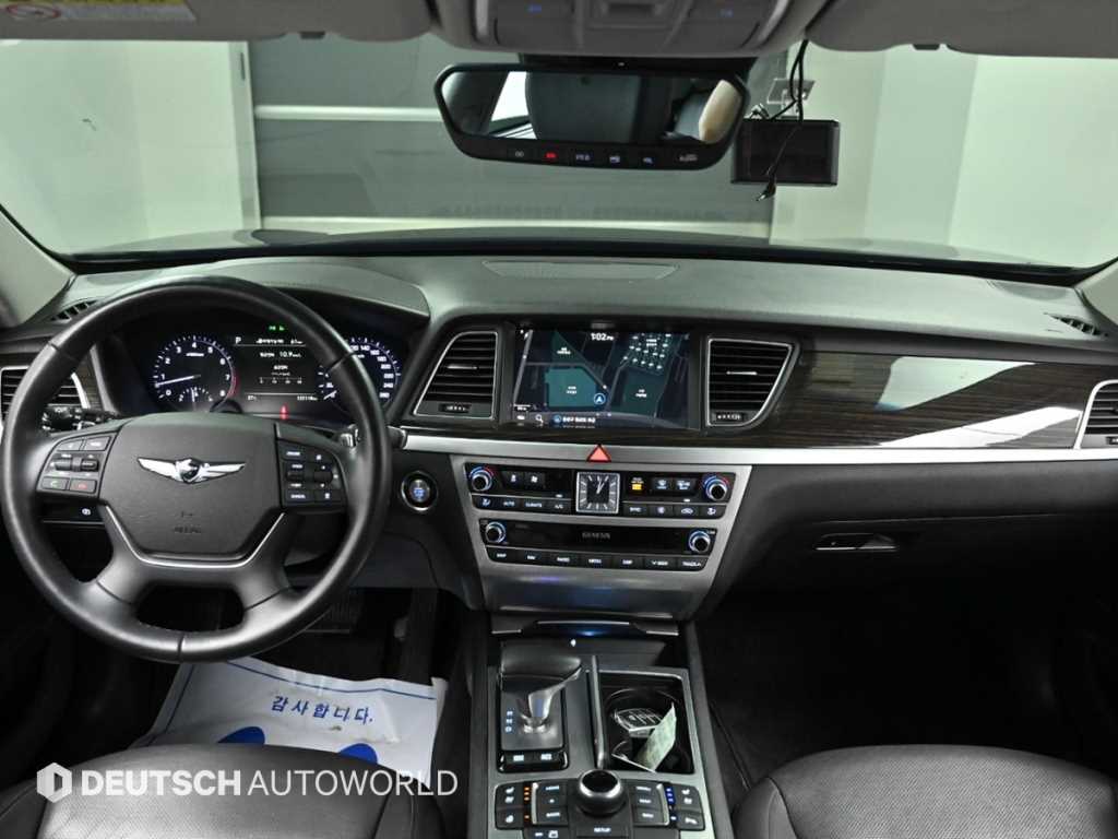 Genesis G80 - Vista 9