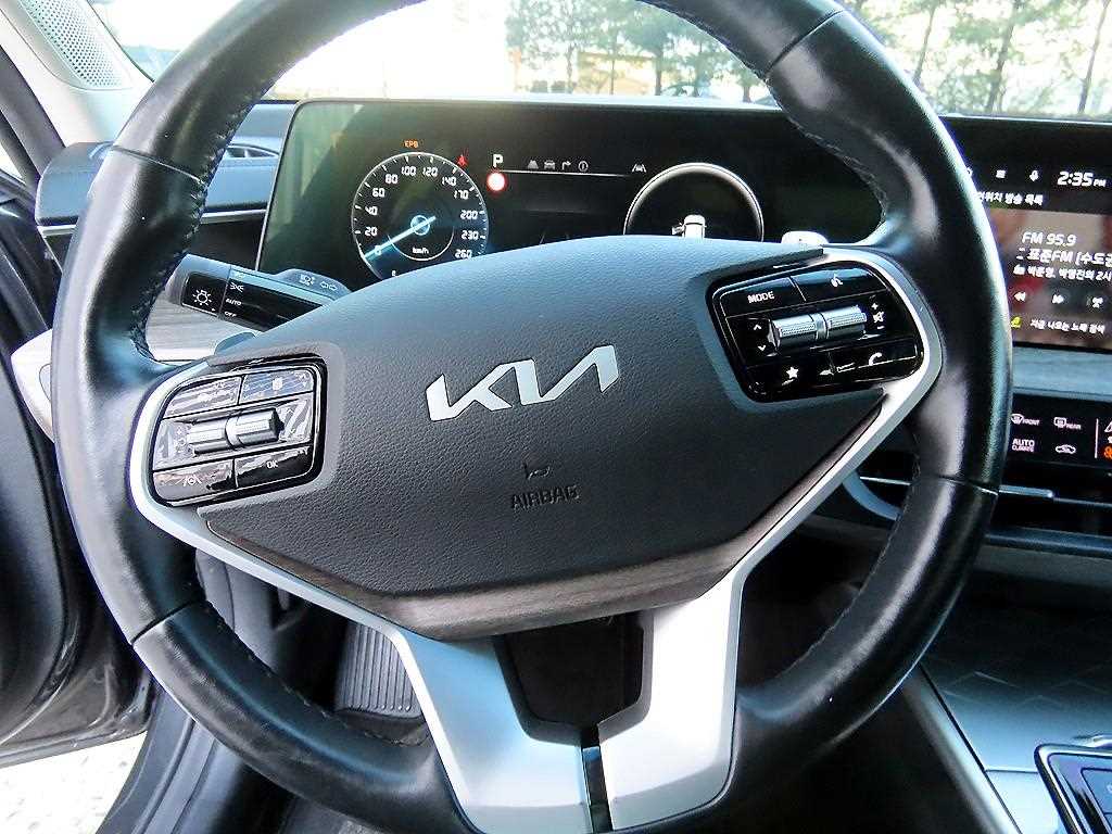 KIA K8 - Vista 10
