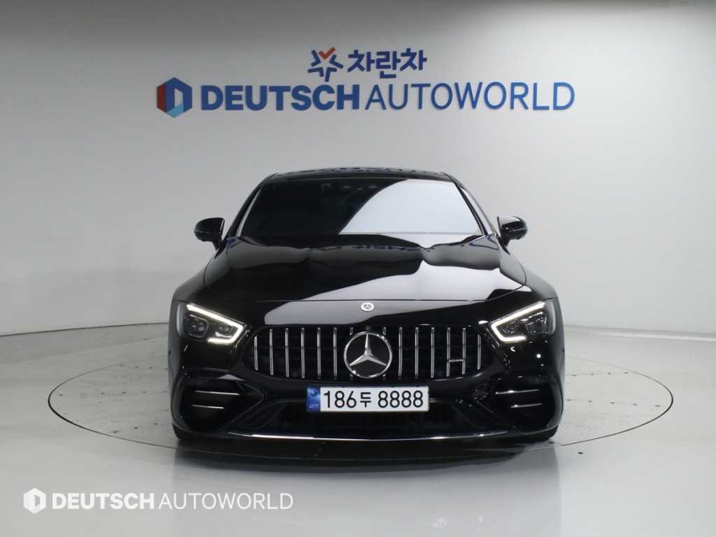 Mercedes Benz AMG GT - Vista 3
