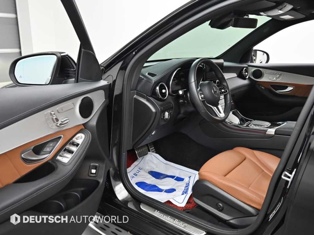Mercedes Benz GLC Class 2021 Negro - Importación desde Corea - HF Imports Iquique - Foto 13