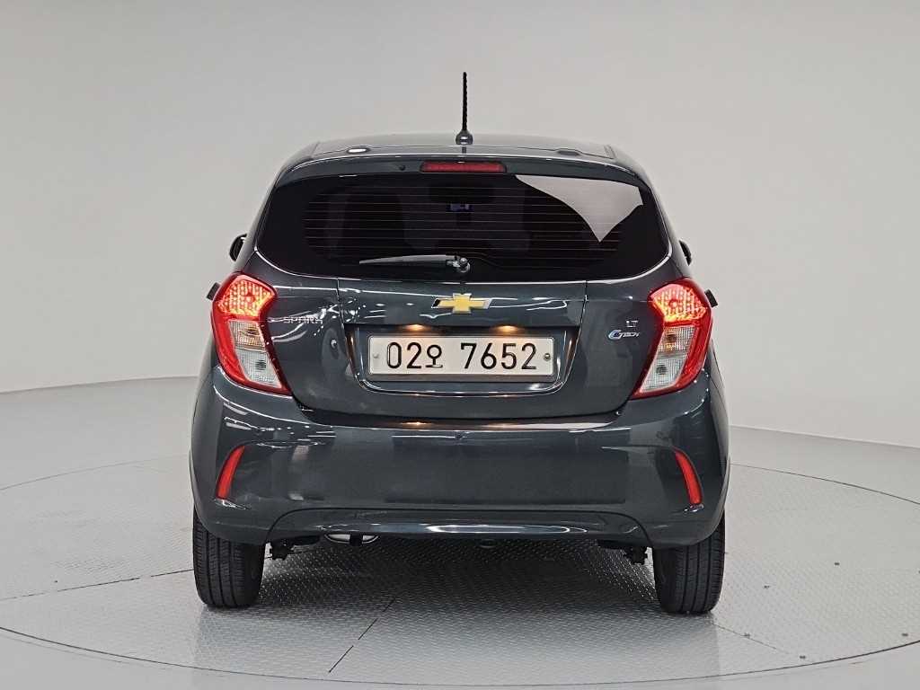 Chevrolet Spark - Vista 3