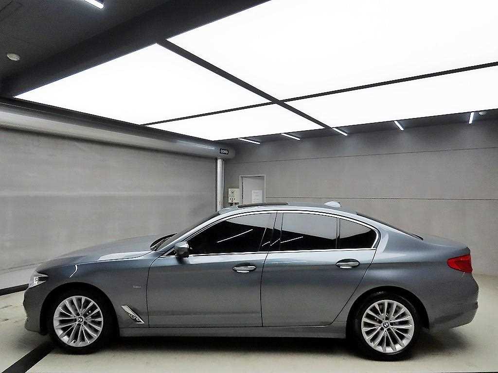 BMW 5 Series - Vista 6