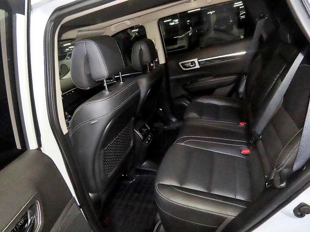 SAMSUNG QM6 - Vista 9