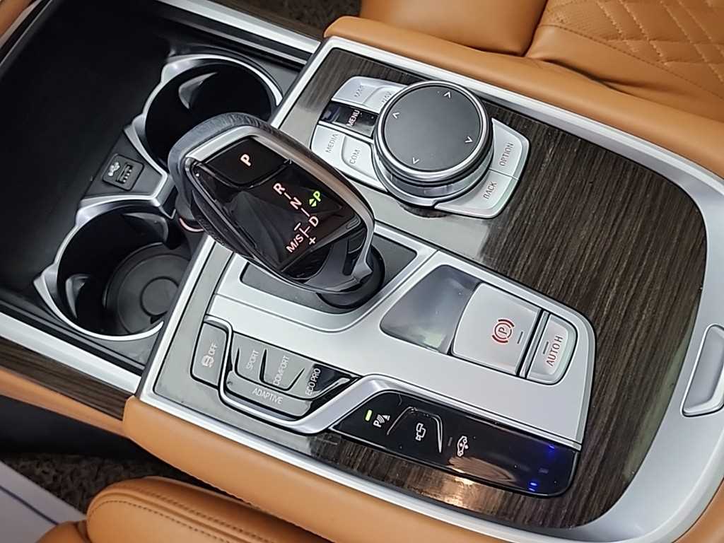 BMW 7 Series - Vista 10