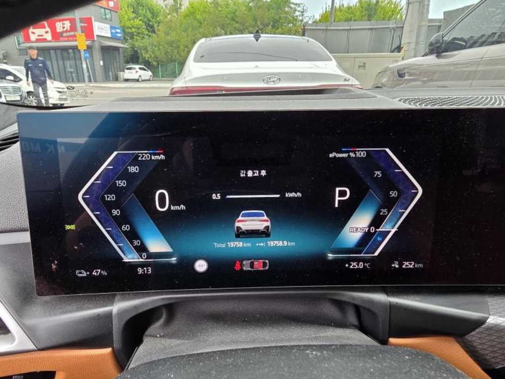 BMW i4 - Vista 8