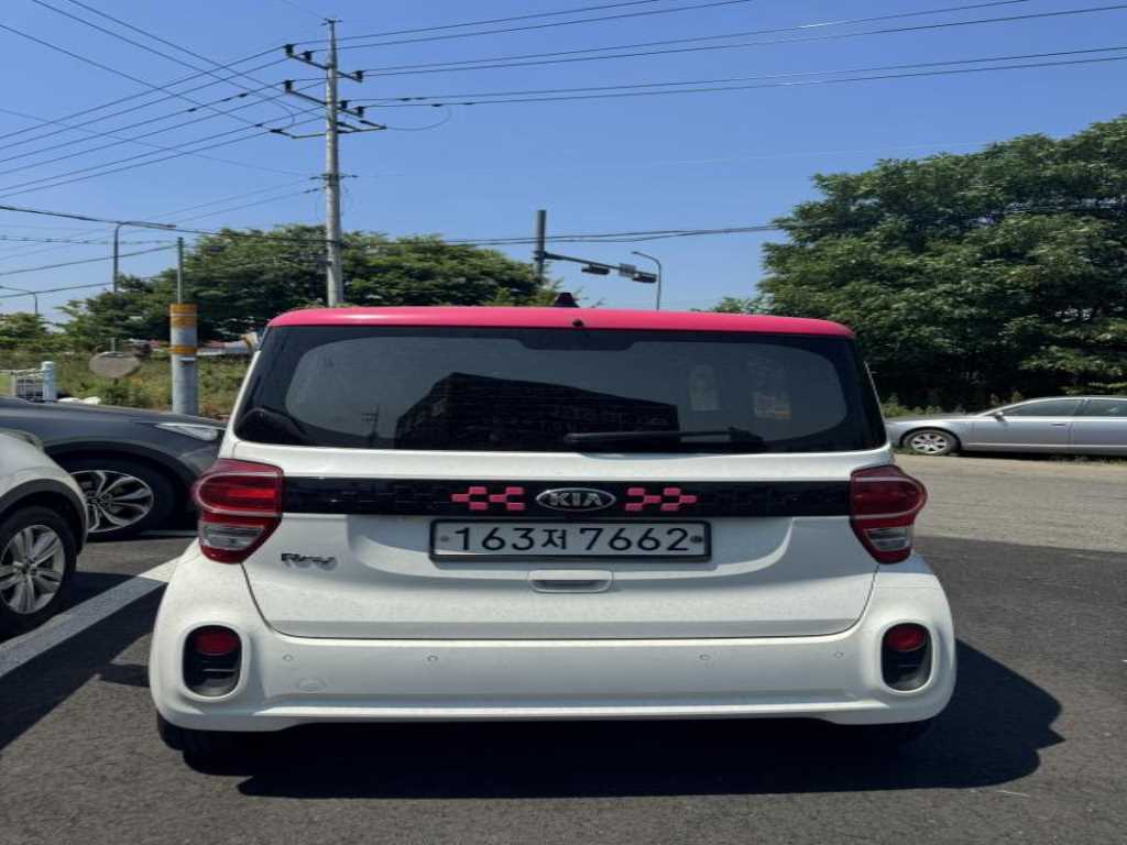 KIA Ray - Vista 6