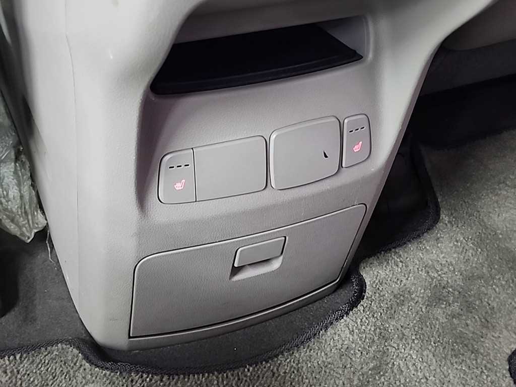 KIA Carnival 2017 - Importación desde Corea - HF Imports Iquique - Foto 14