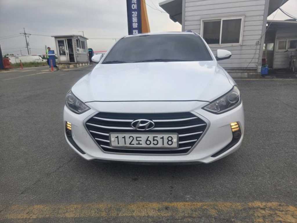 HYUNDAI Avante 2017 - Importación desde Corea - HF Imports Iquique - Foto 1