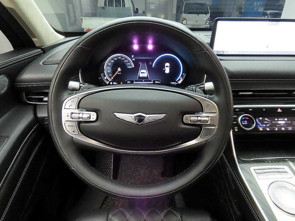 Genesis GV80 - Vista 9