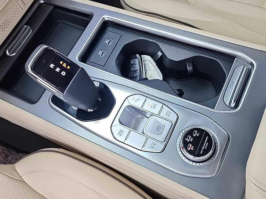 Ssangyong Rexton - Vista 10
