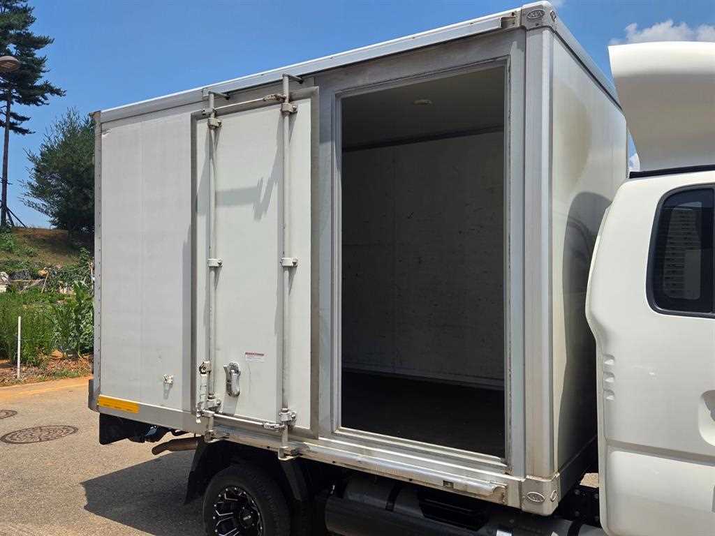 Small Truck Normal Box(High Deck) - Vista 9