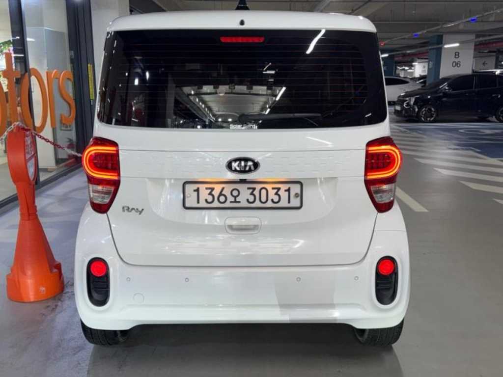KIA Ray - Vista 7